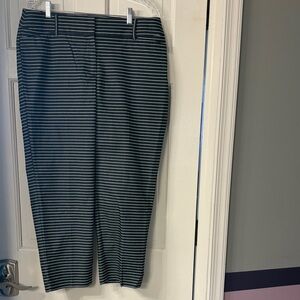 LOFT Women's Black and White Striped Cropped Pants